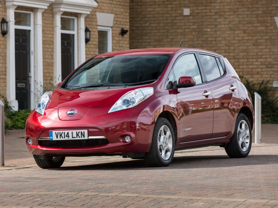  Nissan Leaf 2013 года  (UK) (фото 7 из 29)
